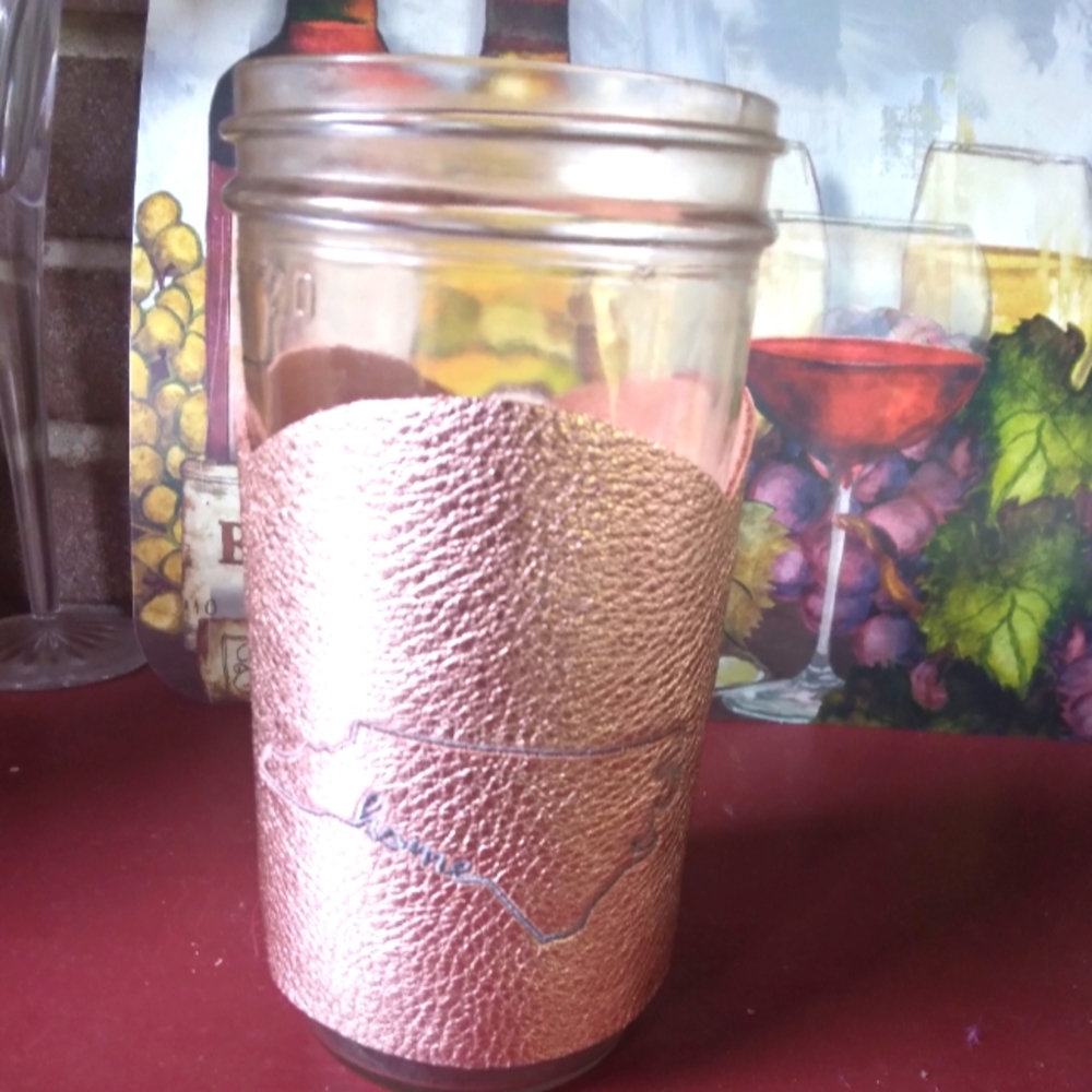 💥 CLOSING Nov.1 SALE💥Genuine Leather Embroidery Glass Holder